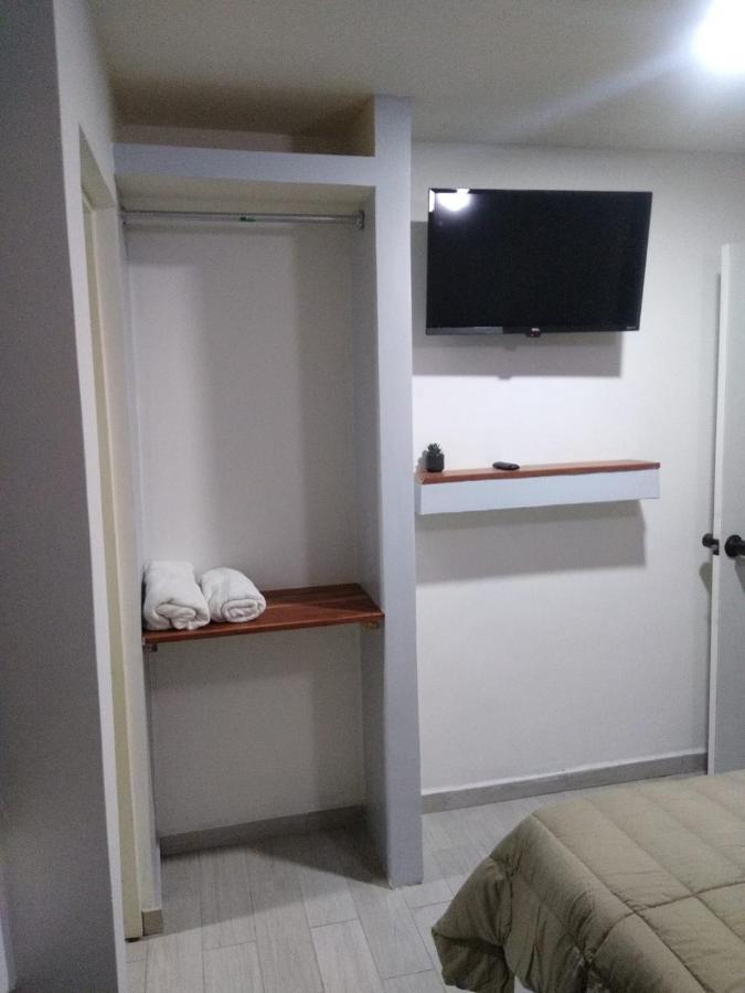 Apartamentos Ambassador Тіхуана Екстер'єр фото