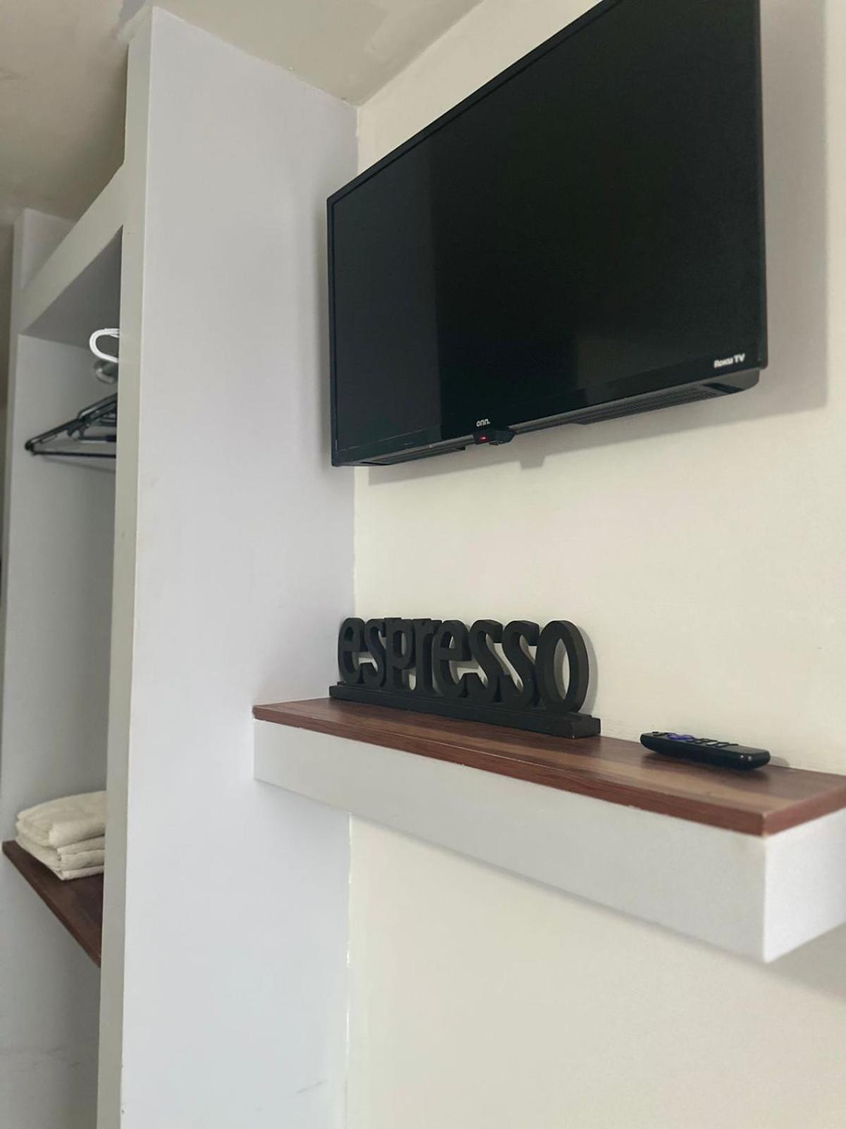 Apartamentos Ambassador Тіхуана Екстер'єр фото